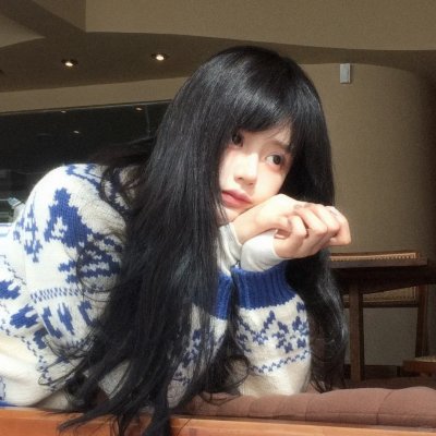 艾曼妞与罗丽妲